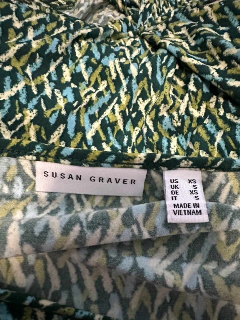 Susan Graver Green Patterned Long-Sleeve Ruched Top XS - Picture 2 of 2